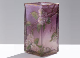 Burgun-Schverer-Vase